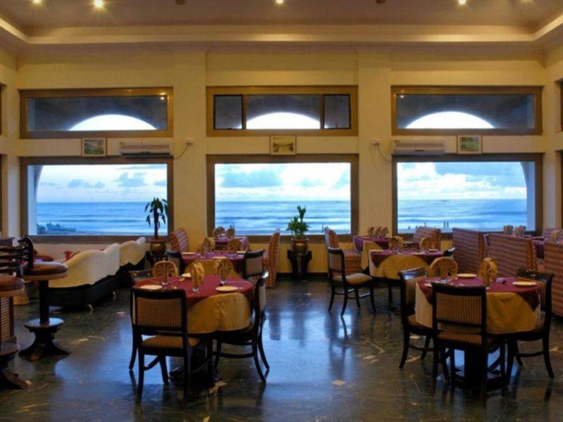 Paradise Isle Beach Resort Udupi Esterno foto