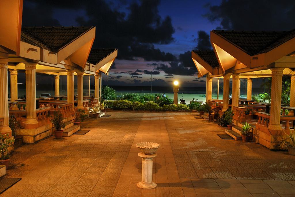 Paradise Isle Beach Resort Udupi Esterno foto
