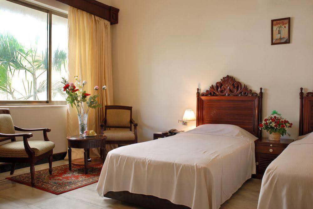Paradise Isle Beach Resort Udupi Esterno foto
